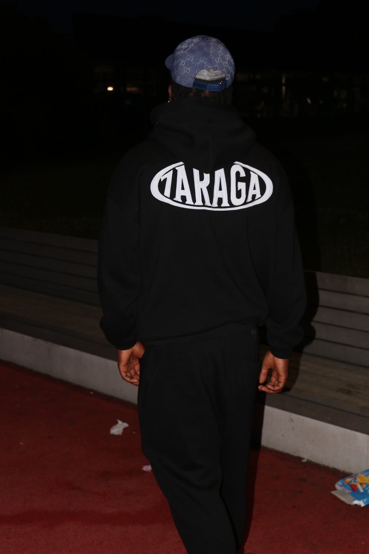 7araga Basic Hoodie schwarz