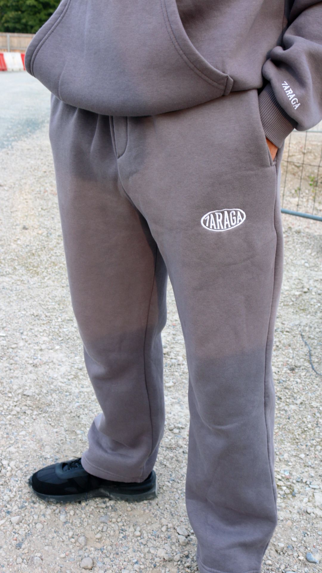 7araga Basic Jogger Grau